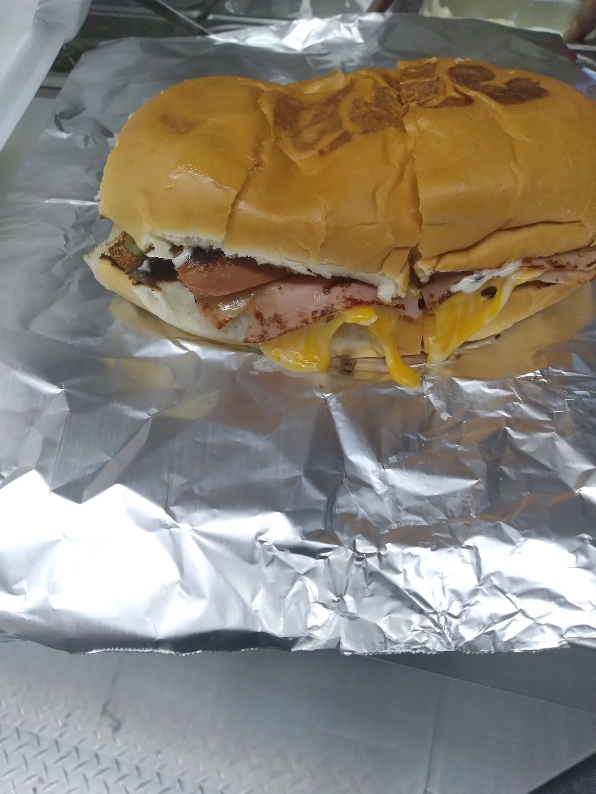 Pupusa de Queso y Loroco